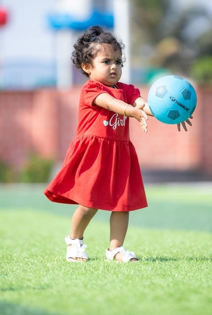 如今的他作 如今的他作